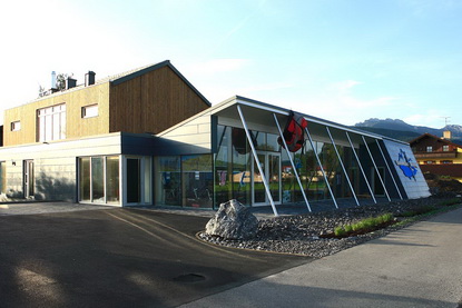EFH-Bikeshop-Woessner-Chiemsee-1200pixel-Bild1